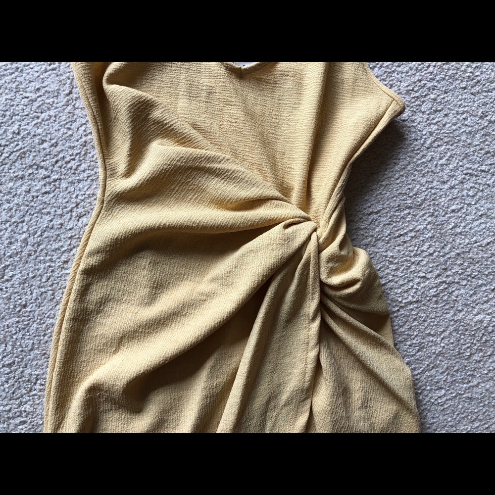 H&M Trend SLEEVELESS SCRUNCH STRETCH FITTED Wrap V Neck Yellow DRESS - Picture 8 of 12